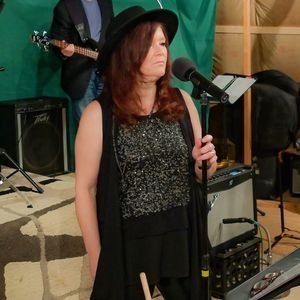 Meet your Posher, Adele